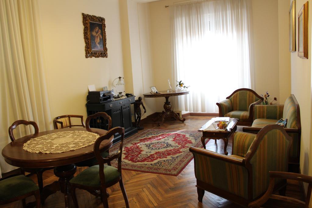 Agnes Roma Bed & Breakfast Bagian luar foto